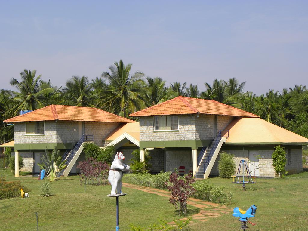 Stay Simple Riverdale Resort Hassan Exterior foto