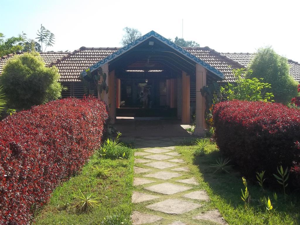 Stay Simple Riverdale Resort Hassan Exterior foto