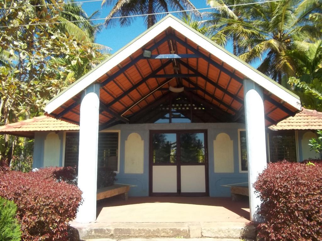 Stay Simple Riverdale Resort Hassan Exterior foto
